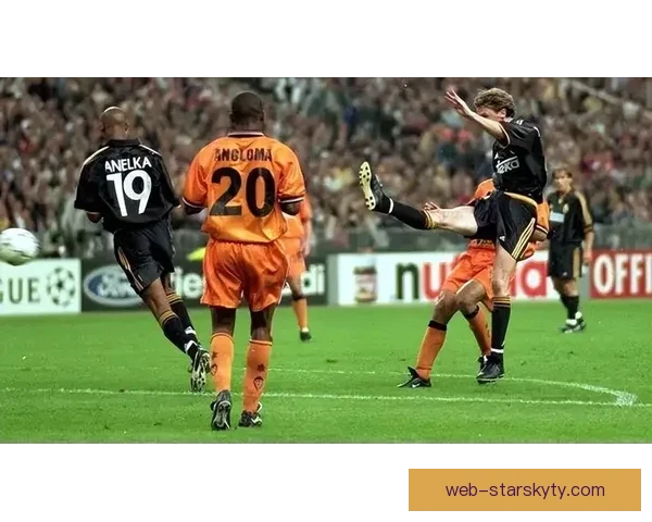 卡尼萨雷斯：巴萨后防松散非危机迹象